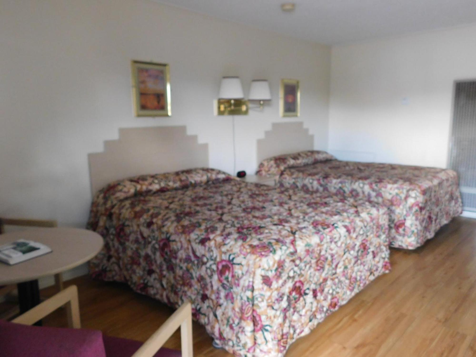 Royal Host Motel Las Cruces Room photo